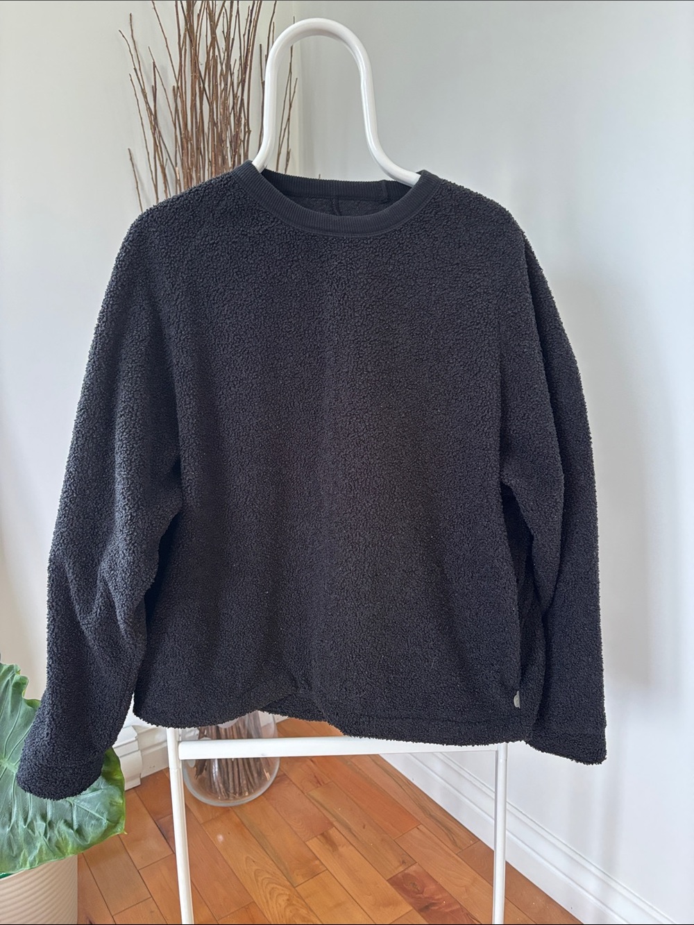Black Crewneck Sherpa Sweater - unisexe